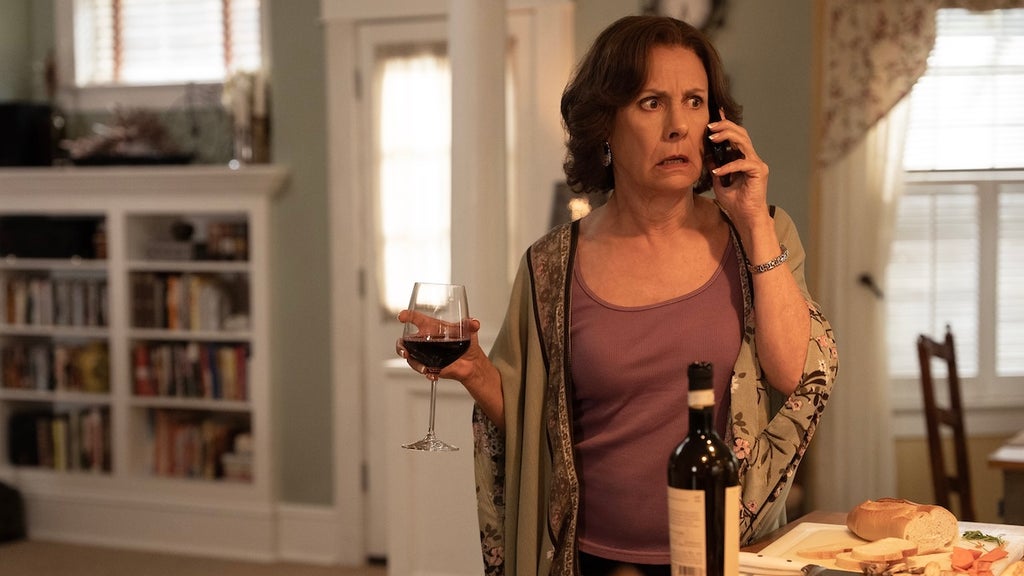 big-mistakes-laurie-metcalf-netflix