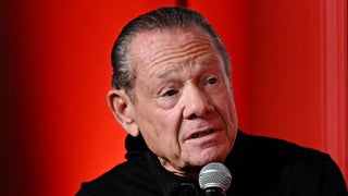 Michael Ovitz Wants Back In. Will Hollywood Have Him?