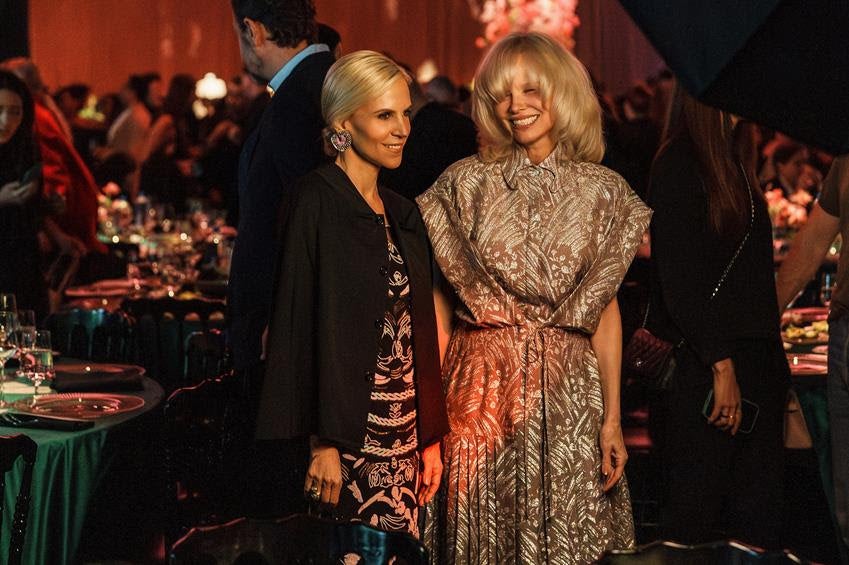 Tory Burch and Pamela Anderson at the awards. Source: Tory Burch