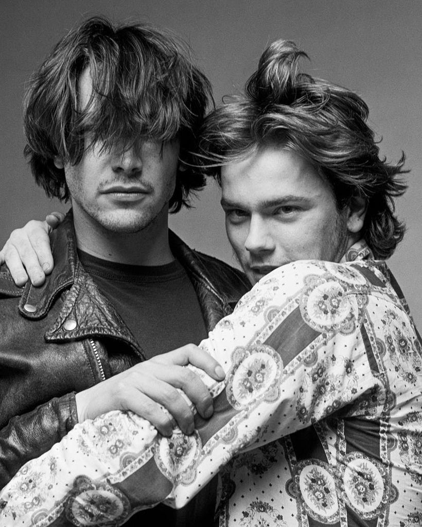 Keanu Reeves and River Phoenix, Los Angeles, California, 1991. Source: Bruce Weber courtesy of Fahey/Klein Gallery, Los Angeles