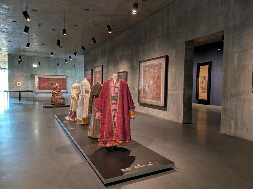 From Kashmir to Cashmere installation view. Source: Museum Associates/LACMA