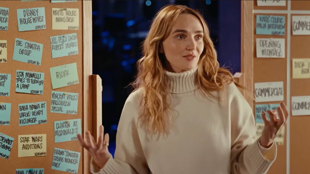 Chloe Fineman on "The Rundown" for "SNL"