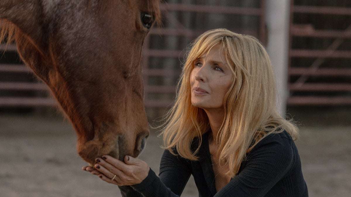 Dutton Ranch Enterance Dutton Ranch Trailer Gives Better Look at Yellowstone Spinoff