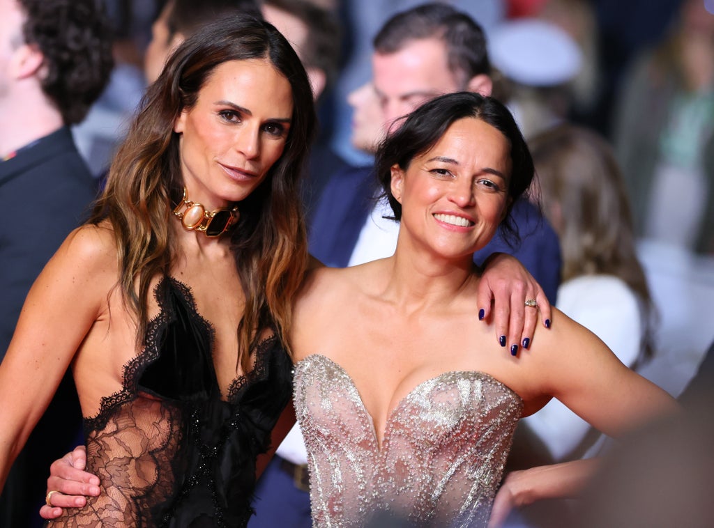 Jordana Brewster and Michelle Rodriguez 
