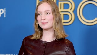 Hannah Einbinder Says ‘It Pisses Me Off’ That Hollywood Peers ‘Cannot Utter a Single Word’ to Stand Against Israel’s ‘Genocide’ | Video