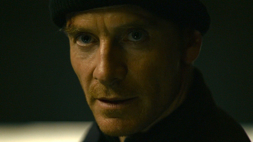 Michael Fassbender in "The Killer" (Netflix)