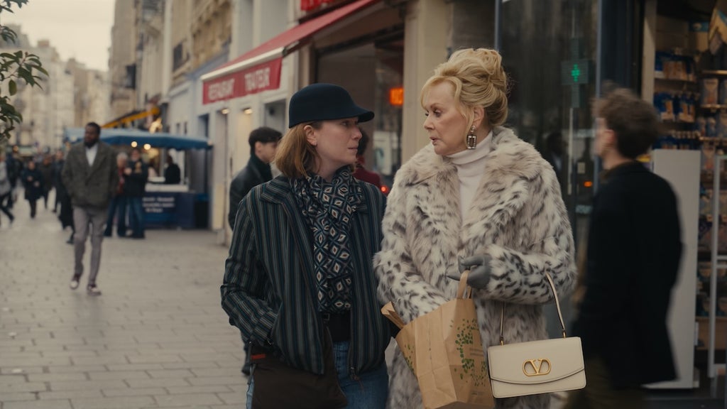hacks-hannah-einbinder-jean-smart-serious-hbo-max