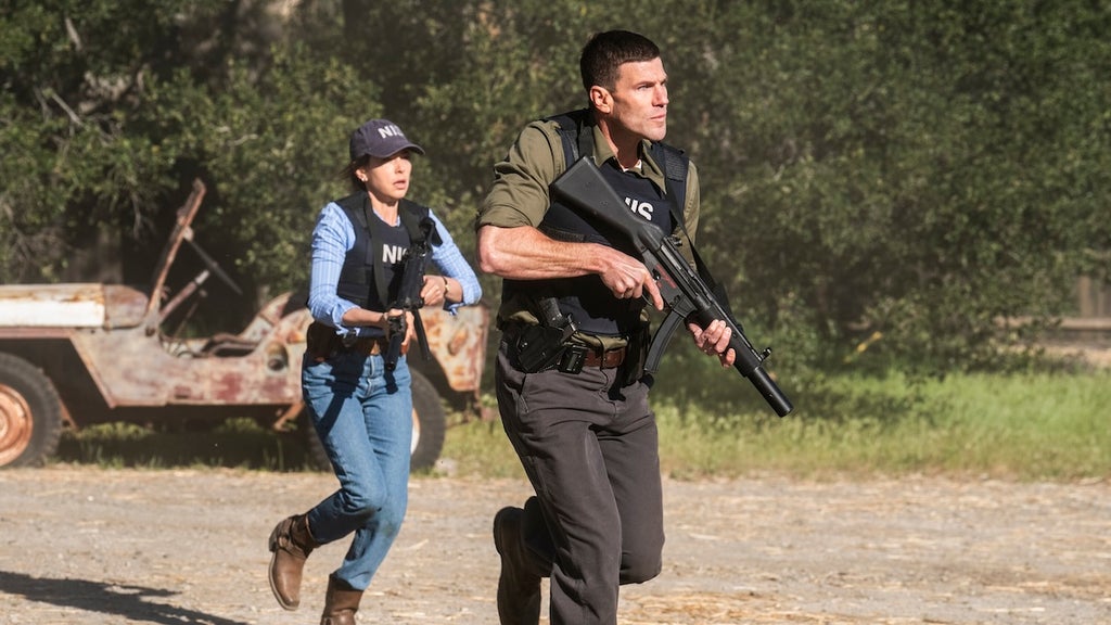 ncis-origins-mariel-molino-austin-stowell-walking-cbs