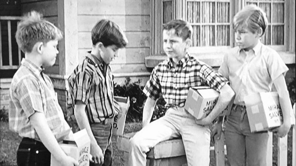 Dennis Rush (pictured sitting down) co-starred on "The Andy Griffith Show." (Keith Thibodeaux via Facebook/CBS)