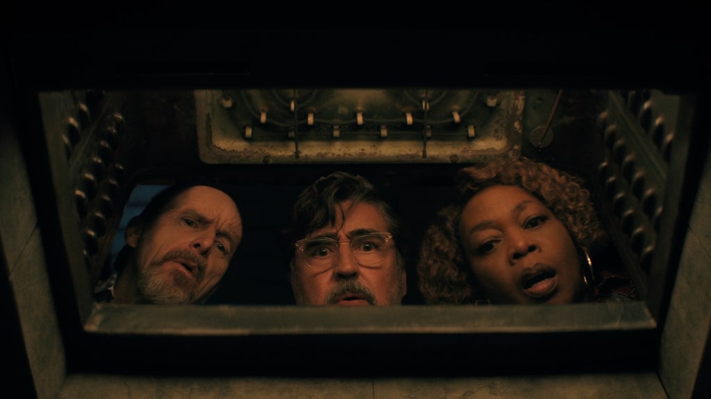 the-boroughs-denis-ohare-alfred-molina-alfre-woodard-netflix