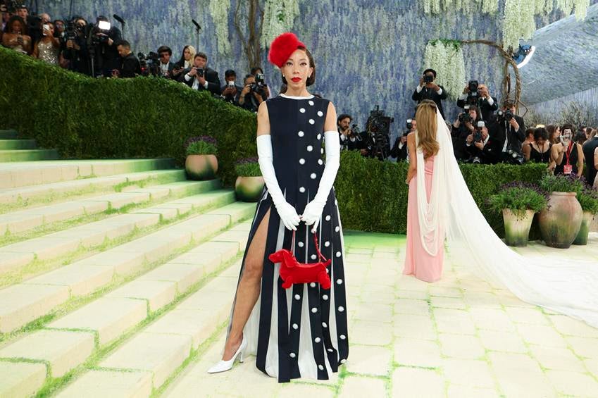 Artist Amy Sherald in a Thom Browne interpretation of her painting, "Miss Everything." Source: Getty