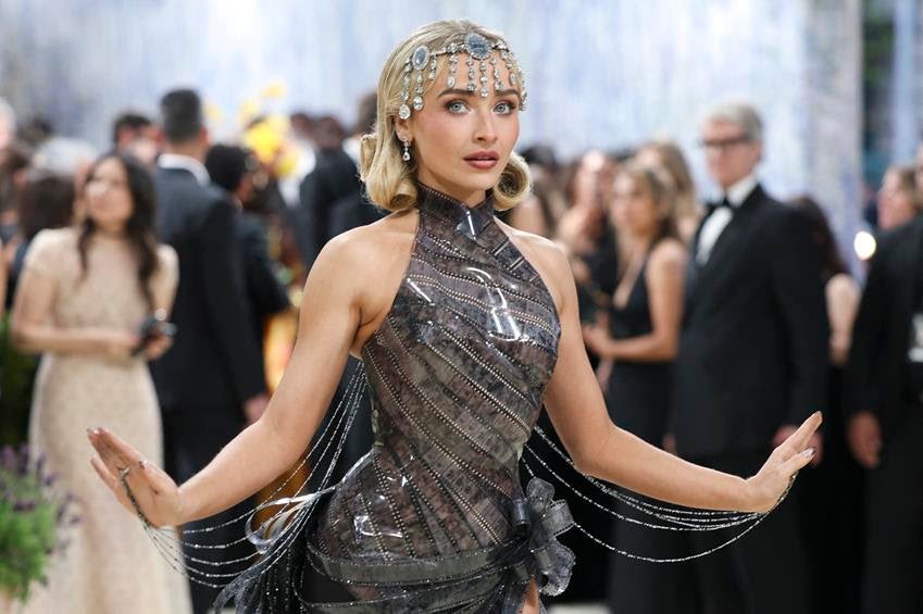 Sabrina Carpenter wearing a Jonathan Anderson for Dior ode to the film Sabrina. Source: Getty