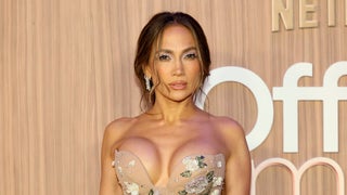 Jennifer Lopez’s Thoughts on What Makes a New Yorker Divides the Internet: ‘Holy Grail of Idiotic Takes’