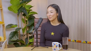 Greta Lee Thinks ‘Sisters’ Nail Salon Scene With Asian Stereotypes Holds Up Because ‘Status Is Inverted’ | Video