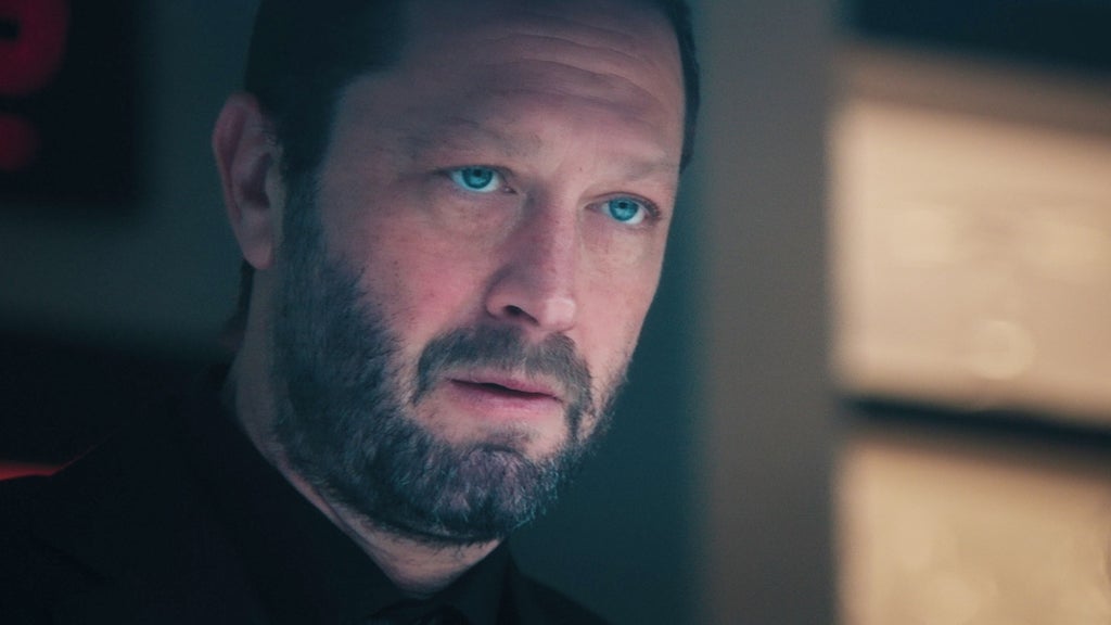 the-bear-ebon-moss-bachrach-fx