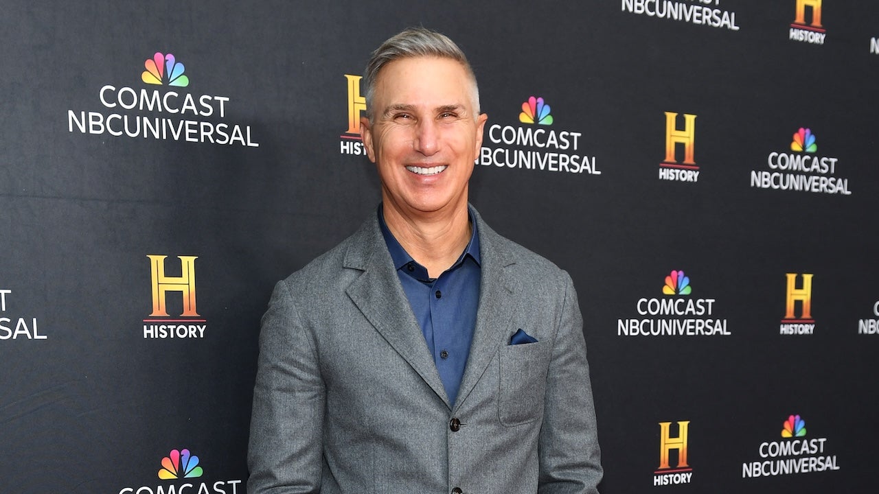Disney Sells 50% Stake in A+E Media to Hearst in $1.2 Billion All-Cash Deal