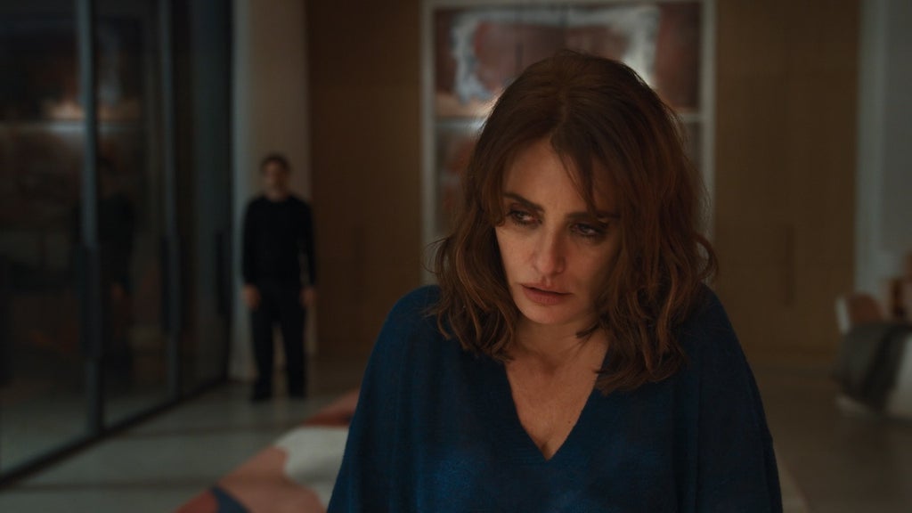 Penelope Cruz in "Bunker"