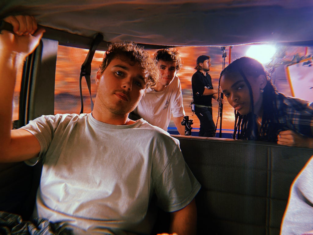 A behind the scenes shot of the cast of "It Ends" (Photo Credit: Carrie Carusone)