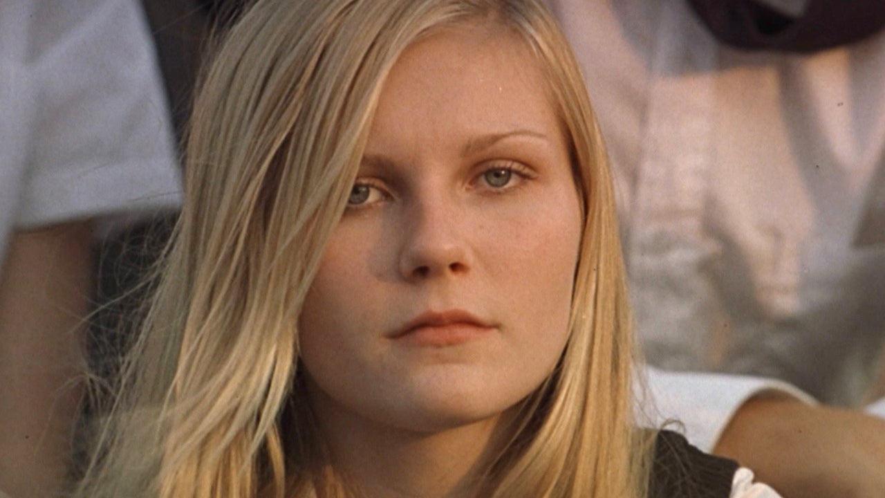 Kirsten Dunst in "The Virgin Suicides" (Paramount Classics)