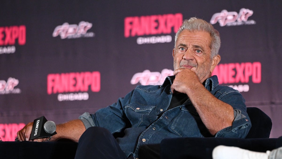 Mel Gibson Apologizes for Mocking ASL Interpreter at Fan Event: ‘Thoughtless Idiocy’