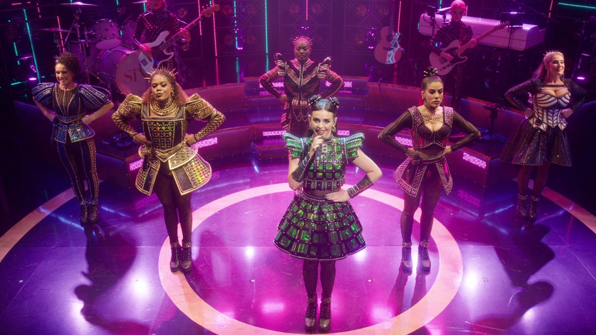 Maiya Quansah-Breed, Jarneia Richard-Noel, Alexia McIntosh, Millie O'Connell, Aimie Atkinson and Natalie Paris in 'SIX The Musical Live!' (Credit: Universal/Focus)