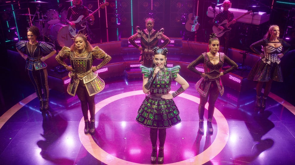 Maiya Quansah-Breed, Jarneia Richard-Noel, Alexia McIntosh, Millie O'Connell, Aimie Atkinson and Natalie Paris in 'SIX The Musical Live!' (Credit: Universal/Focus)