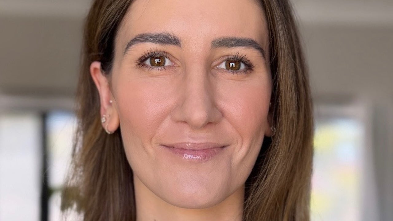 CBS Orders Comedy Pilot for ‘Hilda! (In Lights)’ From Abbey Caldwell