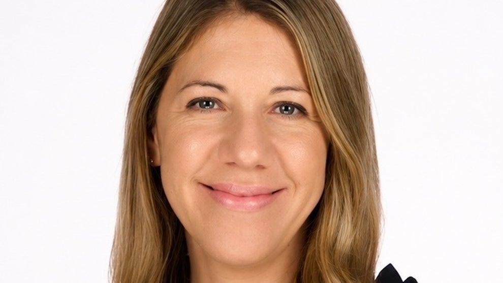 carina-walker-amazon