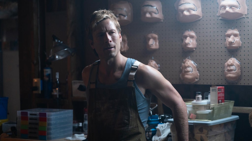 Glen Powell in "Chad Powers" Season 2 (Hulu)
