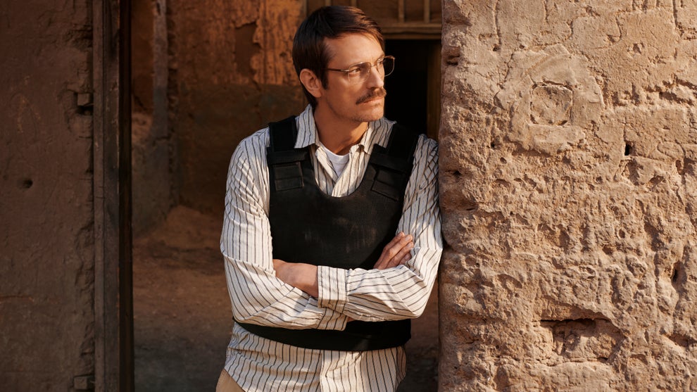 Joel Kinnaman in "High Value Target: The Hunt for Saddam" (TNT)