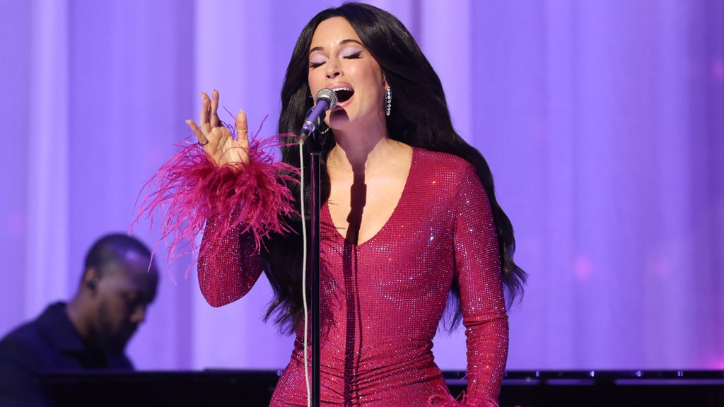 Kacey Musgraves at The 2026 MTV Video Music Awards (Matthew Taplinger/CBS)