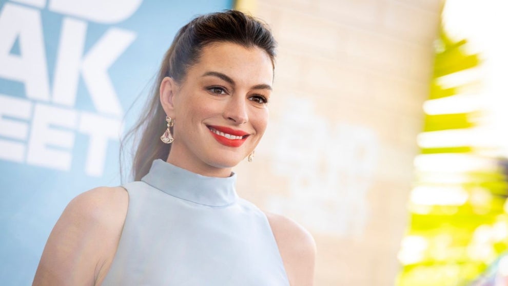 Anne Hathaway attends the world premiere of Warner Bros. 'The End of Oak Street' at Warner Bros. Studios on August 09, 2026 in Burbank, California. (Credit: Emma McIntyre/FilmMagic)