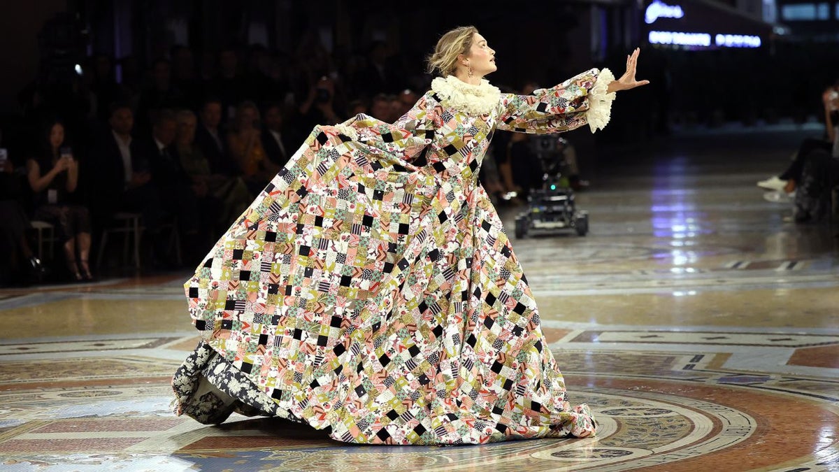 Gigi Hadid walks the runway during Vogue World: Milano 2026 at Galleria Vittorio Emanuele II on September 22, 2026 in Milan, Italy. (Credit: Daniele Venturelli/Getty Images for Vogue)