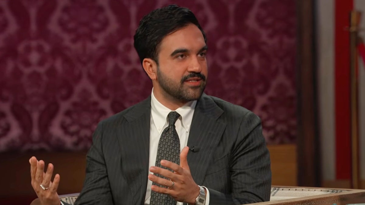 Jimmy Kimmel Asks Zohran Mamdani How to Get on Trump’s Good Side: ‘Can You Help Me?’