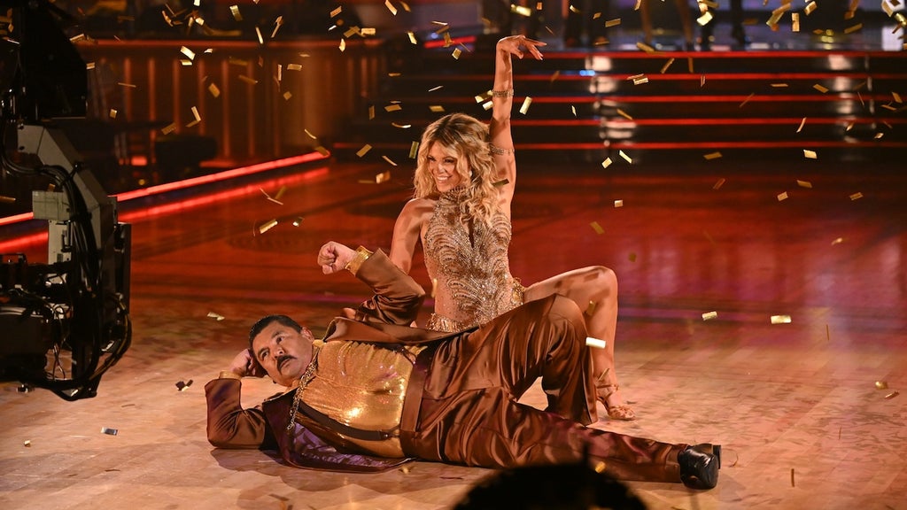 dwts-guillermo-rodriguez-witney-carson-disney