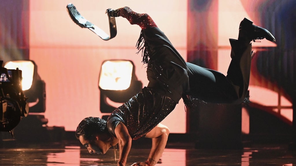 dwts-ezra-frech-disney