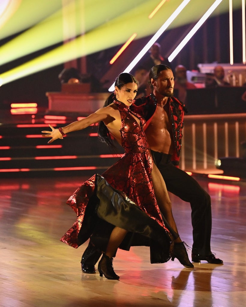 dwts-jenna-dewan-val-chmerkovskiy-disney