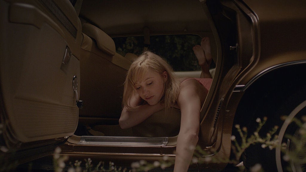 Maika Monroe in "It Follows"