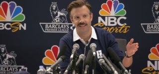 ‘We’re the Millers’ Jason Sudeikis Is ‘An American Football Coach in London’ (Video)