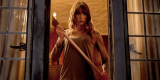 ‘You’re Next’ Review: A Tense Slasher With Both Wit and Twists