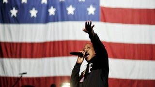 Jay-Z’s ‘Magna Carta’ Samsung Deal Prompts RIAA to Revise Rules on Digital Sales
