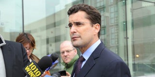 Former WCBS Anchor Rob Morrison Pleads Guilty to Threatening Wife