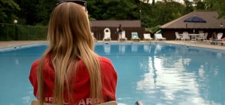 ‘The Lifeguard’ Trailer: Kristen Bell and Whistles (Video)