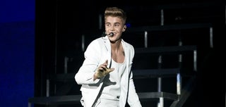 Justin Bieber, Bill Clinton Reach Historic Detente