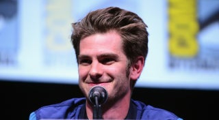 Comic-Con Quickie: Andrew Garfield’s Cocky – and Gay-Friendly – Side Revealed in ‘Spider-Man 2’ (Video)