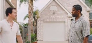 ‘2 Guns’ Red Band Trailer: There Are Far More Than 2 Guns (Video)