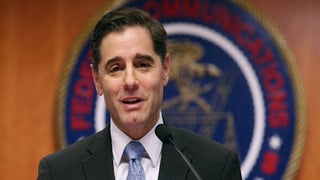 Julius Genachowski’s FCC Swan Song: Get Faster Wi-Fi on Planes