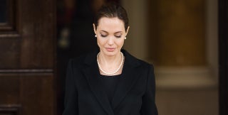 Angelina Jolie Double Mastectomy Disclosure Greeted With Flood of Support
