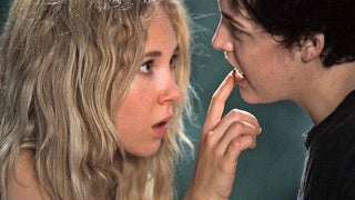 ‘Jack and Diane’ Review: The Worst Teen Lesbian Romance About Werewolves and Nosebleeds You’ll Ever See