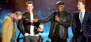 MTV Movie Awards 2013: ‘Avengers,’ ‘Silver Linings Playbook’ Honored, ‘Hunger Games: Catching Fire’ Footage Debuts (Video)